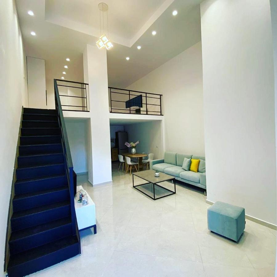 Apartament Me Qera Dublex Lungomare Vlorë 외부 사진