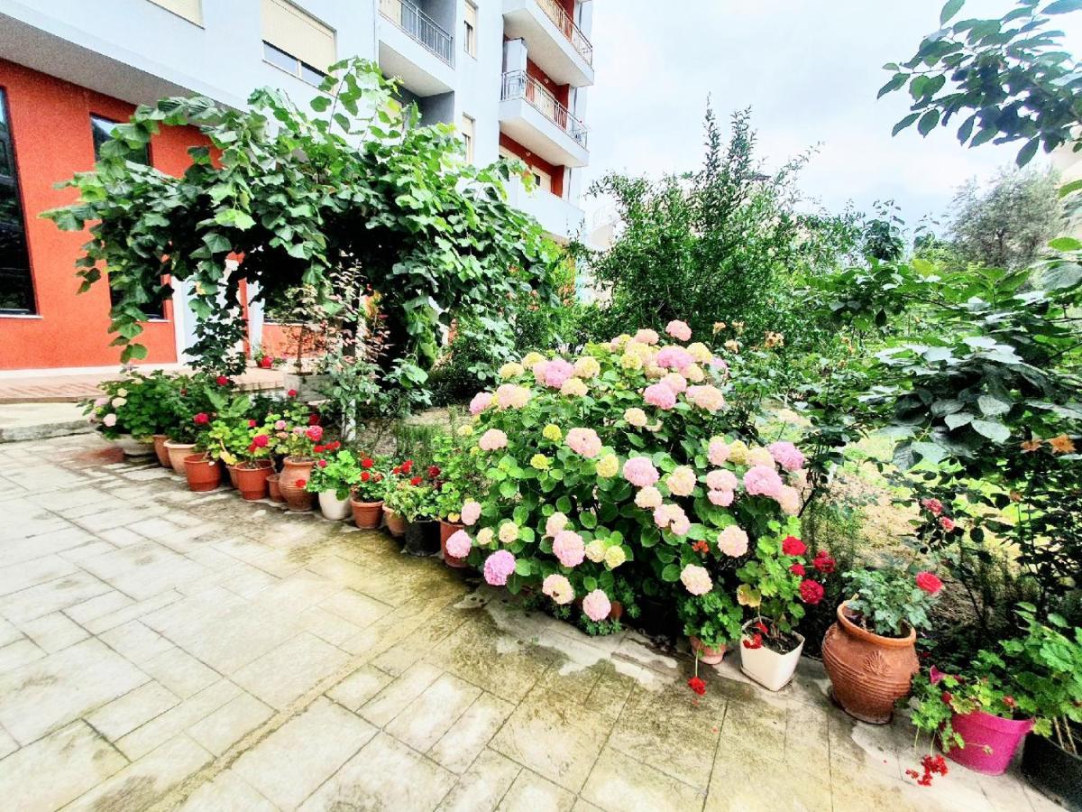 Apartament Me Qera Dublex Lungomare Vlorë 외부 사진